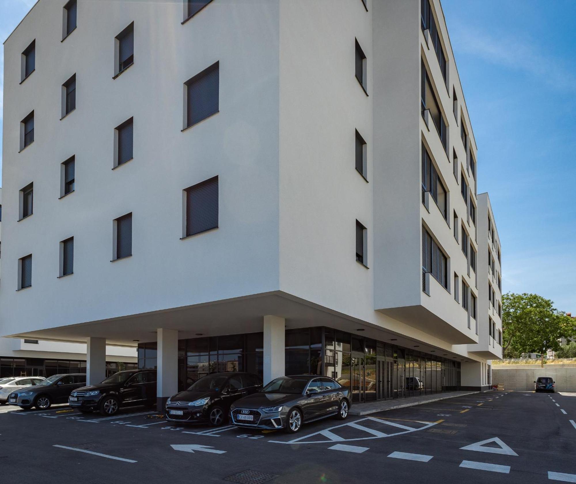 Family & Friends Pula - Top Floor - Free Parking Exteriör bild